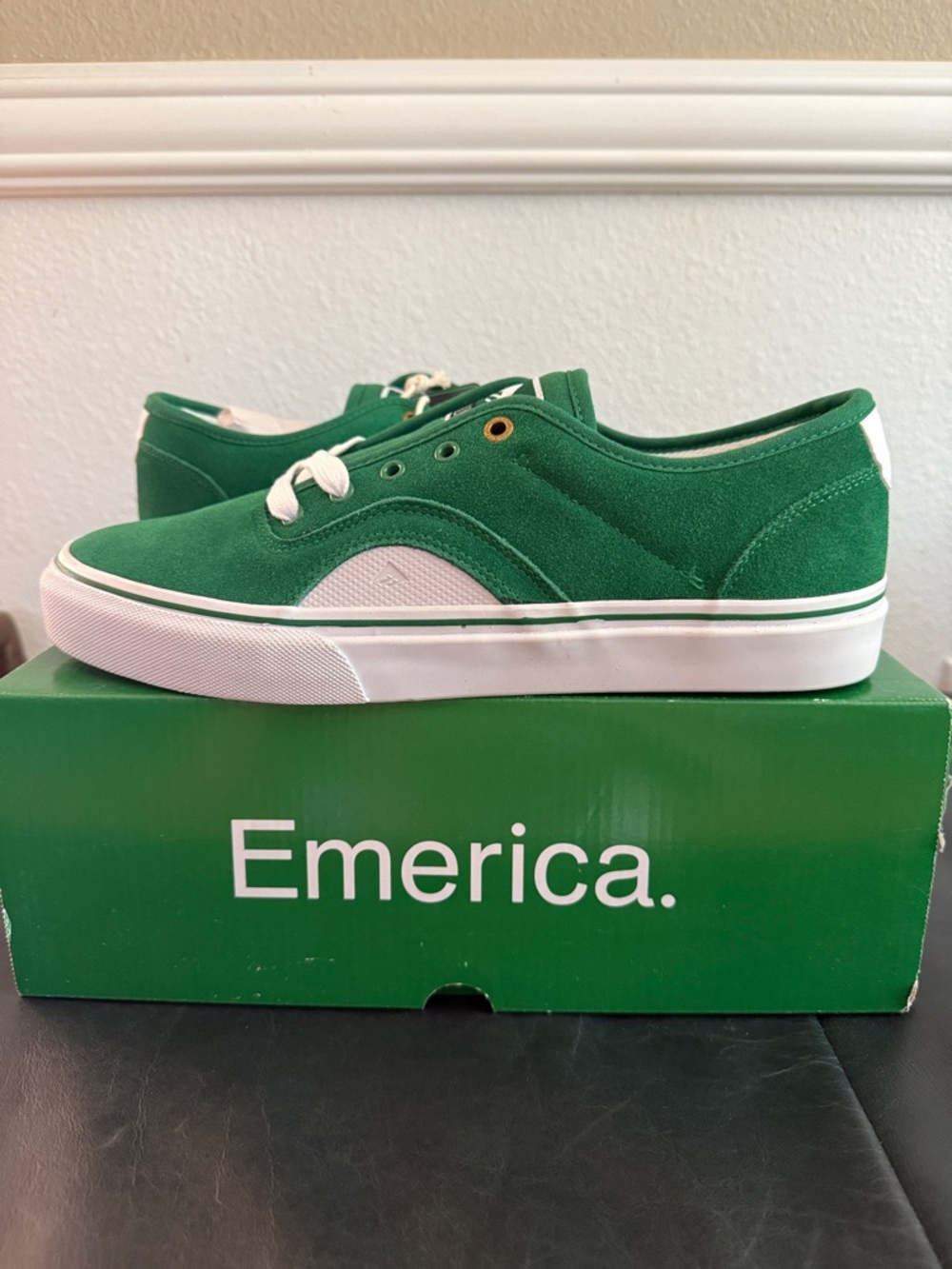 Emerica Provost G6 - Green Suede Low-Top Sneakers
